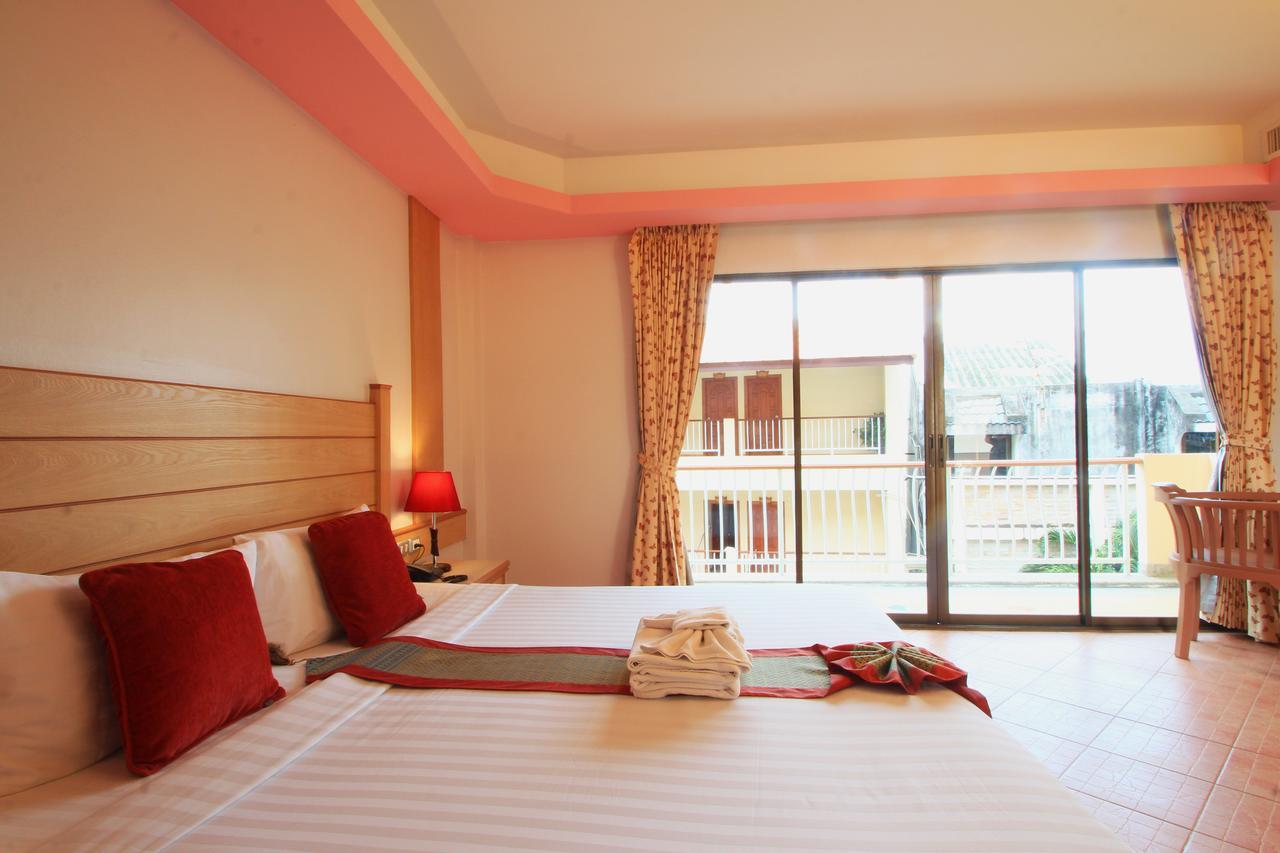 Baan Boa Resort Patong Екстер'єр фото